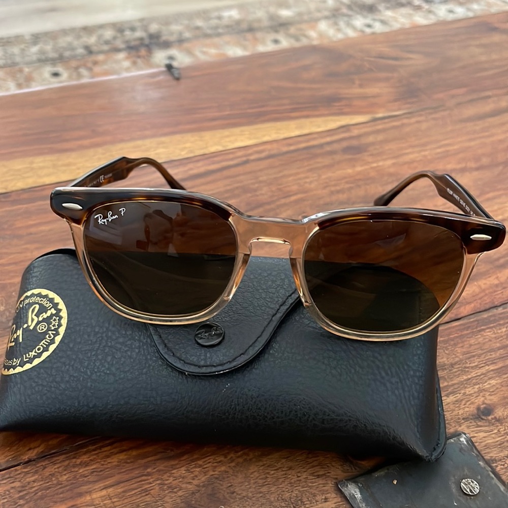 Ray-Ban Polarized Tan & Tortoise Sunglasses